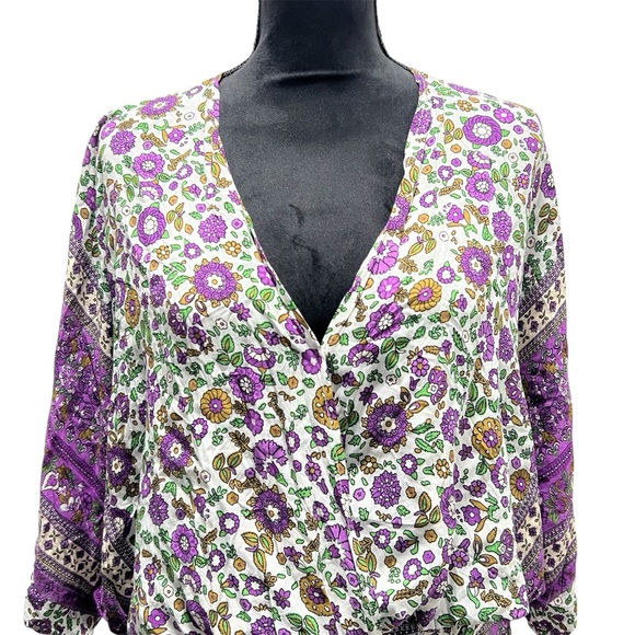 Umgee Women’s Size XL The Bloomin Curvy Romper Shorts V Neck Boho Floral Print - Picture 2 of 7